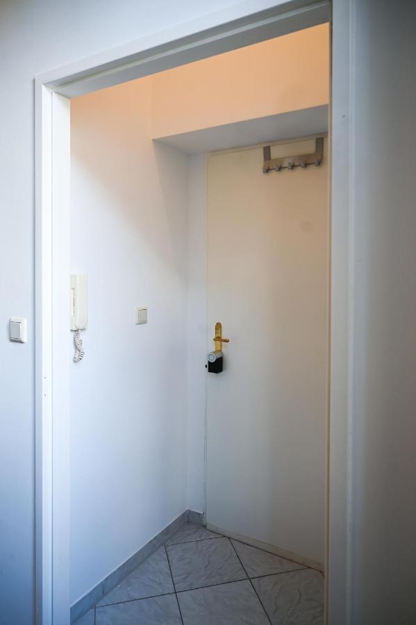 Classy Studio Naschmarkt Vienna Exterior photo